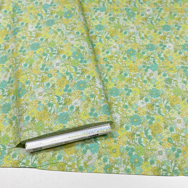 London Calling SRKD-19228-55 SWEET PEA Retro Floral Cotton Lawn Fabric Robert Kaufman