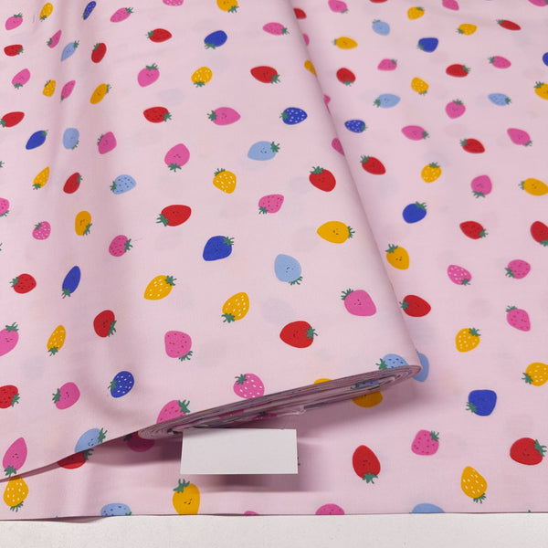 Cute Strawberries on Pink Cotton Oxford Fabric, Imported from Japan