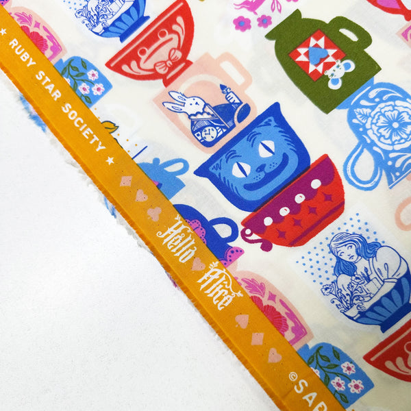 Hello Alice Tea Party in Shell by Ruby Star Society, Alice In Wonderland RS2122 11