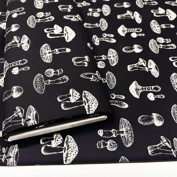 Mushroom Print Oxford Cotton Fabric in Black, Made in Japan
