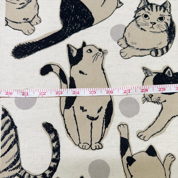 Scale of Okina Neko Cats Cotton Linen Canvas Fabric by Cotton Kobayashi