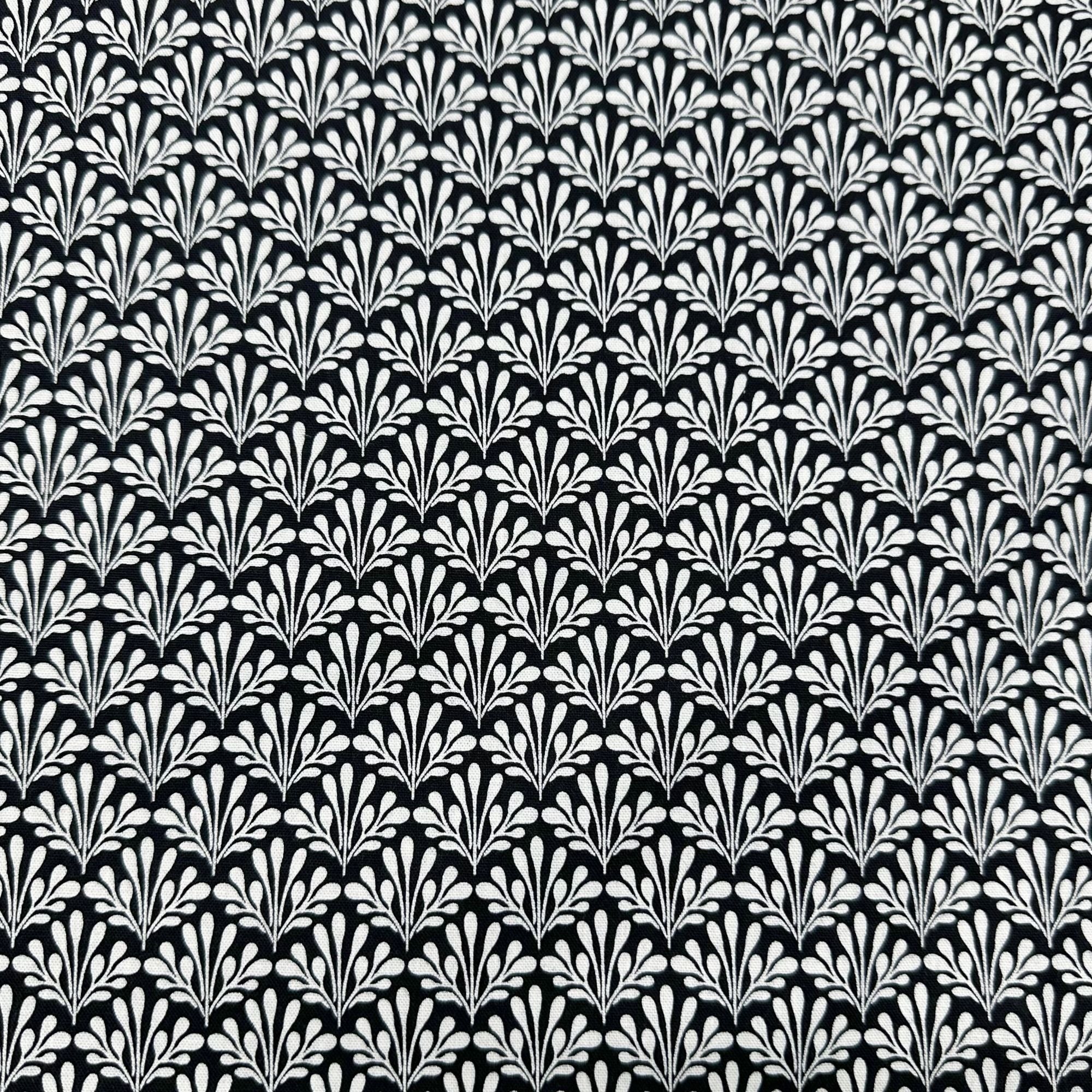 Jardin Noir Black White Scalloped Fans Cotton Fabric Robert Kaufman SRK-21063-190 Jet