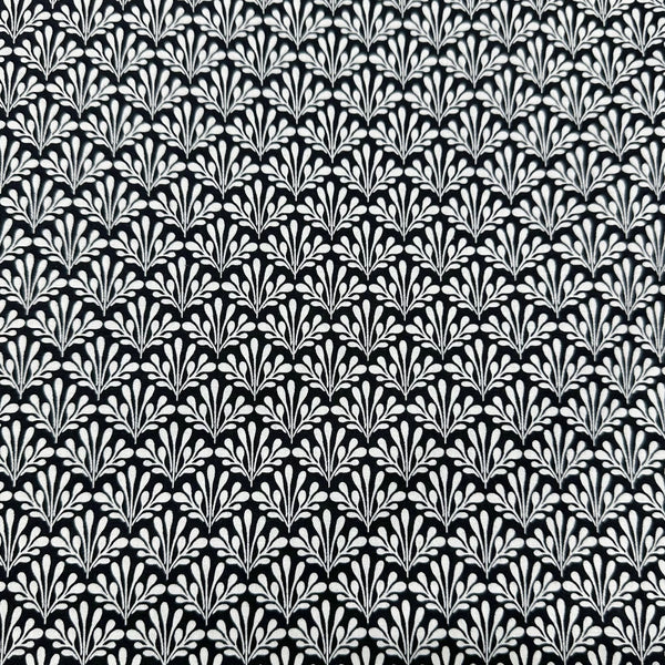 Jardin Noir Black White Scalloped Fans Cotton Fabric Robert Kaufman SRK-21063-190 Jet