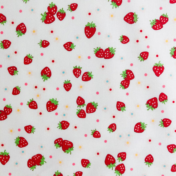 Candy Berry white cotton fabric with strawberry print from Atsuko Matsuyama Yuwa 30’s Collection, perfect for quilting and crafts.
